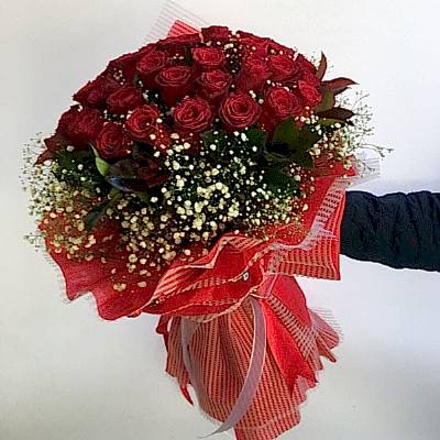 Sevgiliye Kirmizi G�l Buketi